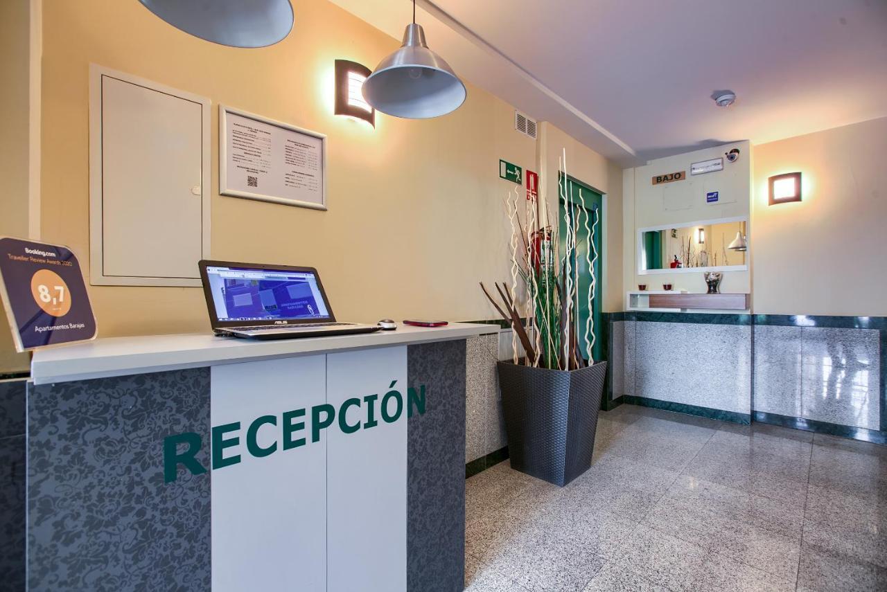 Apartamentos Barajas Madrid Extérieur photo