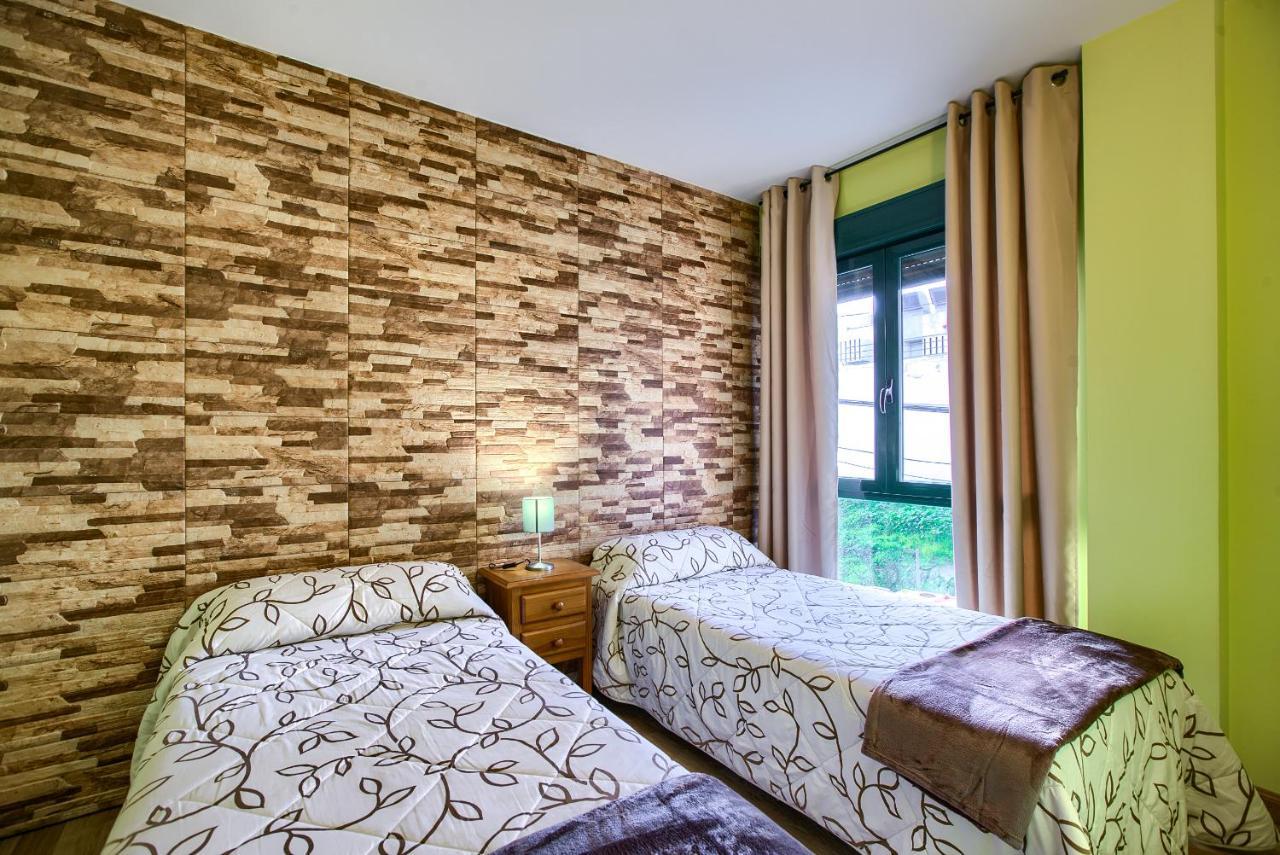 Apartamentos Barajas Madrid Extérieur photo
