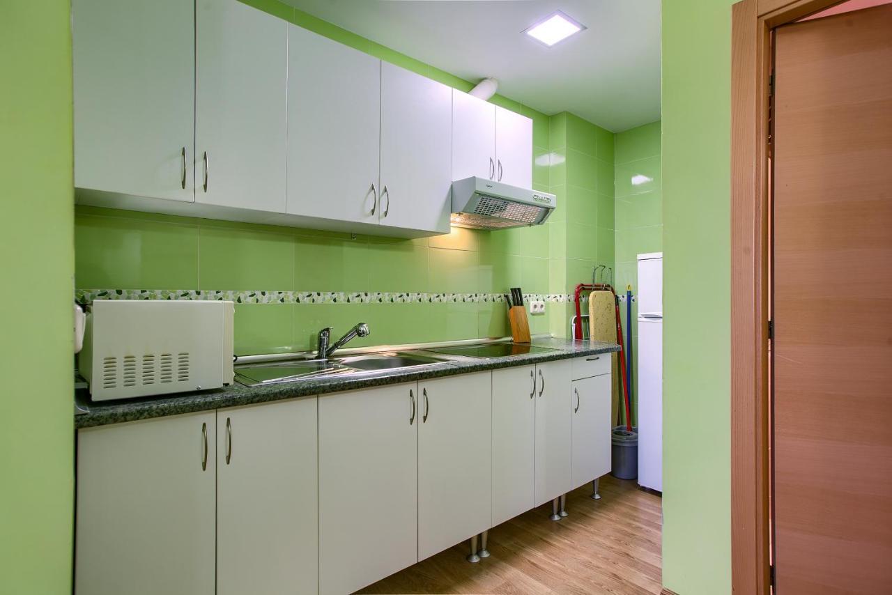 Apartamentos Barajas Madrid Extérieur photo